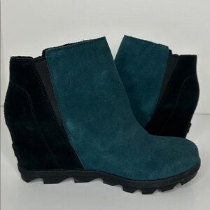 Sorel Joan of Arctic Wedge II Side Zip Boots Blue Suede Womens Size US 9 EU 40